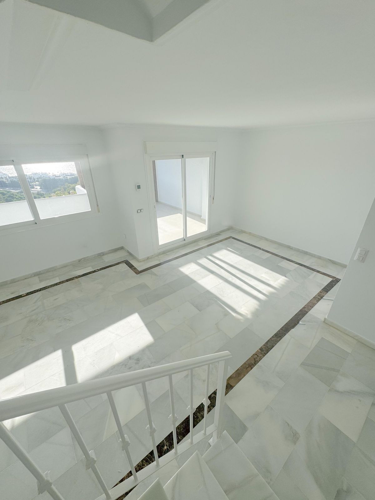 Penthouse Duplex te koop in Casares | 4 slaapkamers H5141815