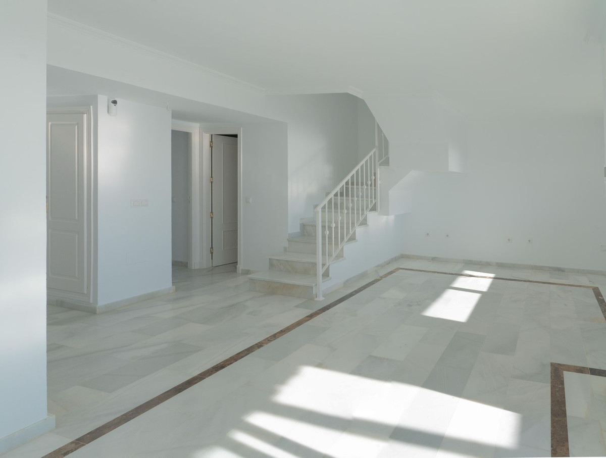 Penthouse Duplex te koop in Casares | 4 slaapkamers H5141815