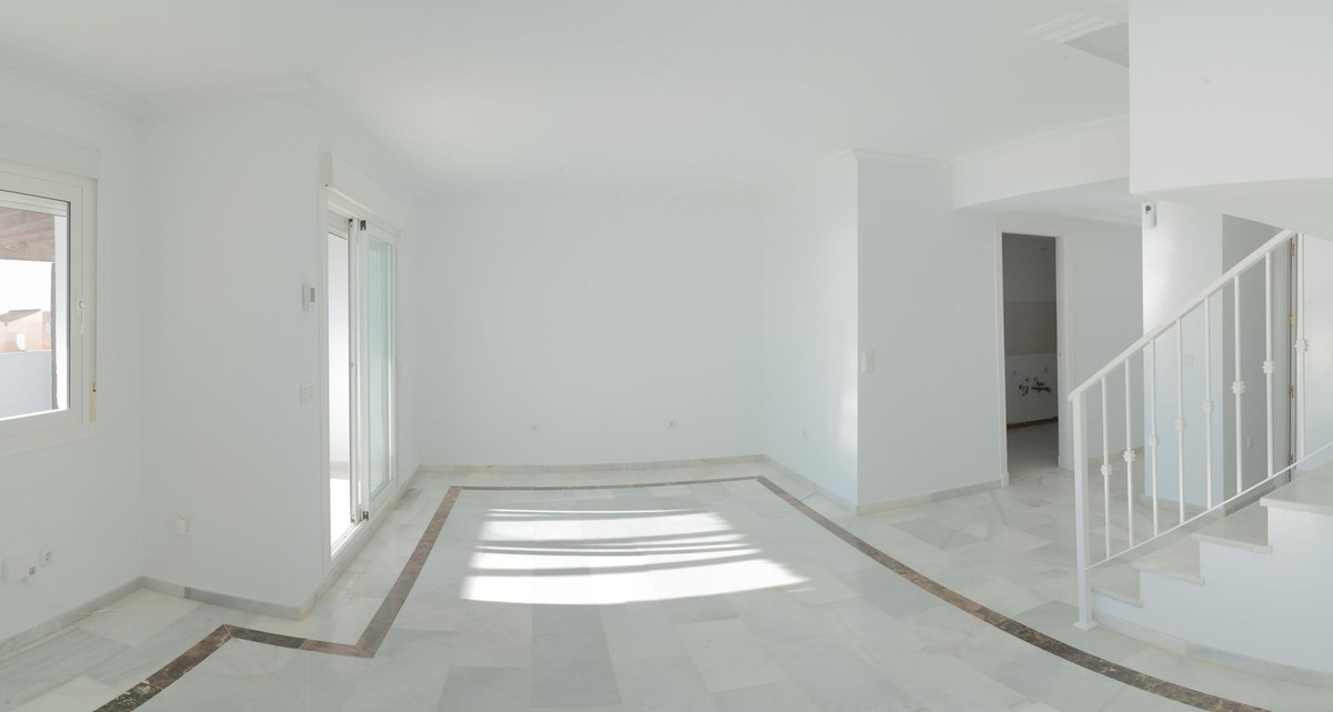 Penthouse Duplex te koop in Casares | 4 slaapkamers H5141815