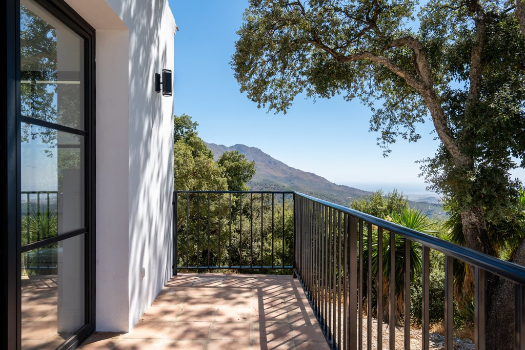 Finca - Cortijo te koop in Casares | 5 slaapkamers H5159779