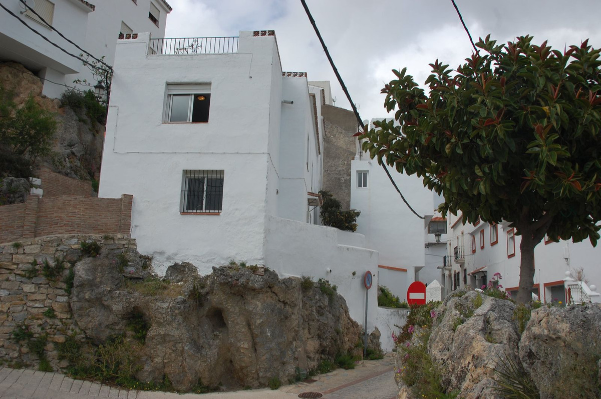 Property main view 33