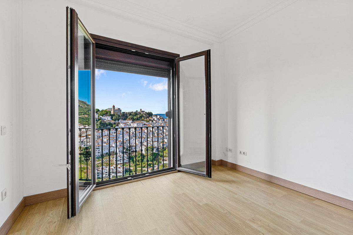 Property main view 24