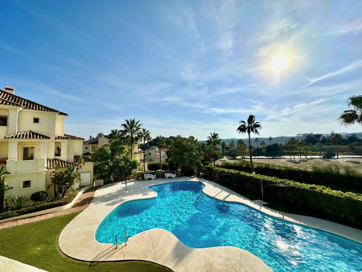 Appartement te koop in Casares | 2 slaapkamers H5300734