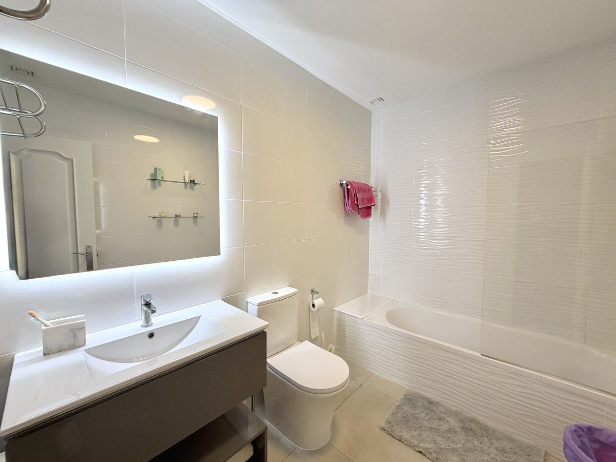 Huis te koop in Casares | 3 slaapkamers H5330863