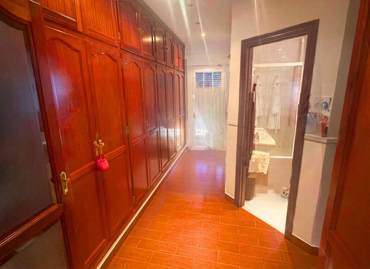 Property main view 40