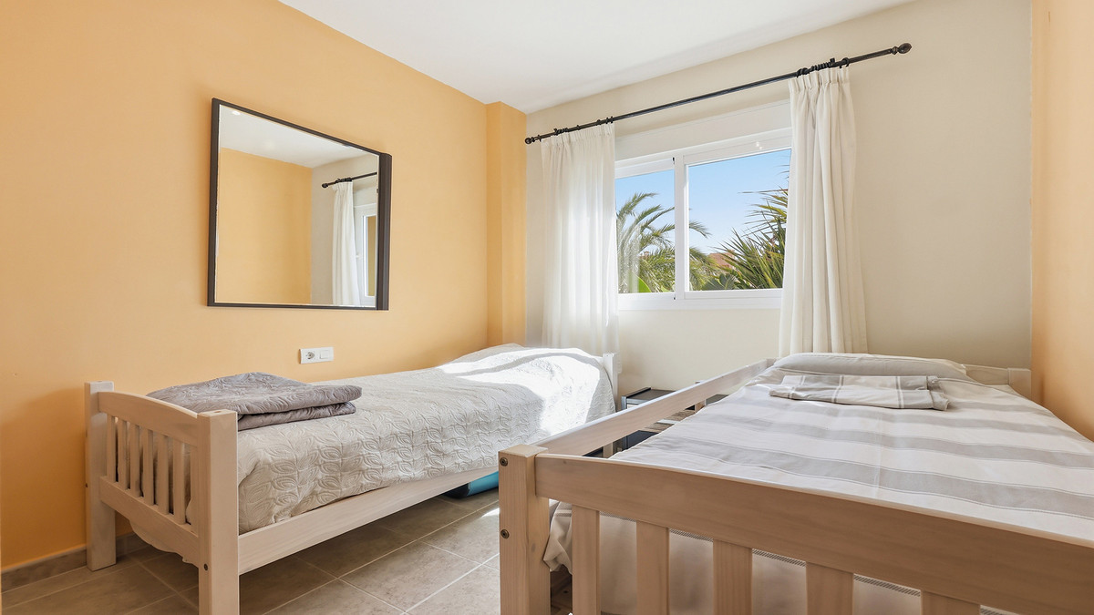 Huis te koop in Casares | 2 slaapkamers H5391265