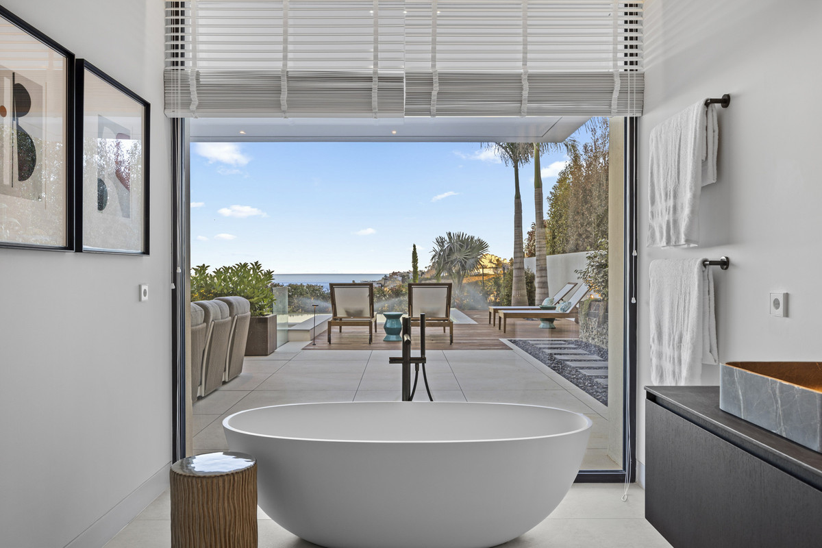 Huis te koop in Casares | 4 slaapkamers H5393617