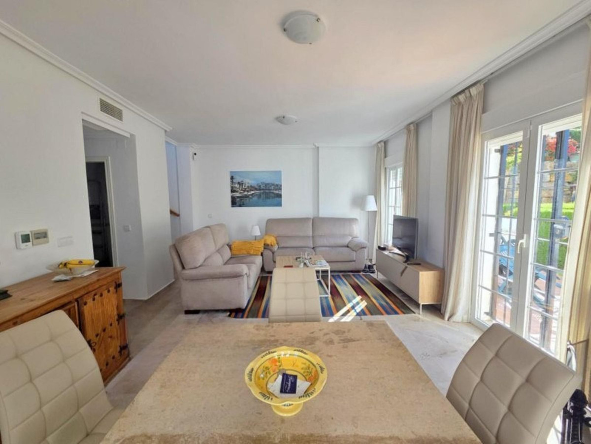 Huis te koop in Casares | 3 slaapkamers H5394304