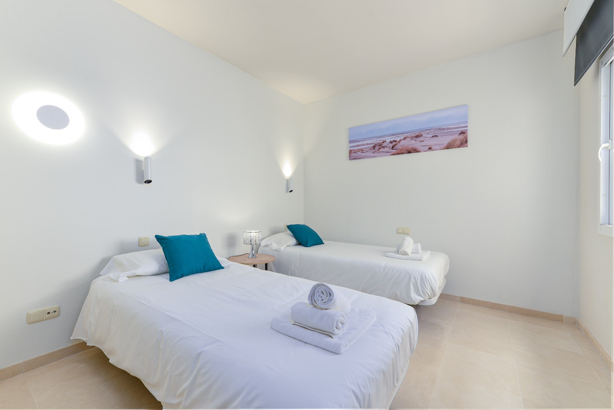 Huis te koop in Casares | 2 slaapkamers H5401417