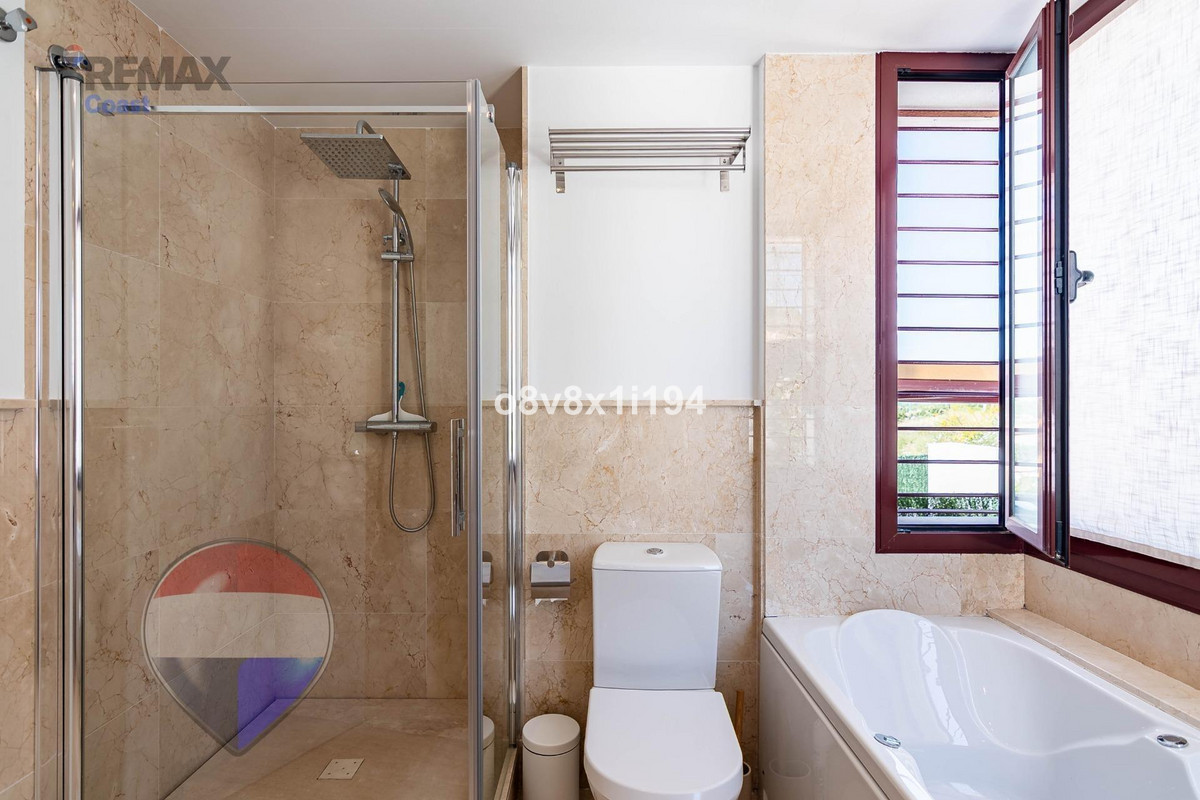 Huis te koop in Casares | 4 slaapkamers H5407441