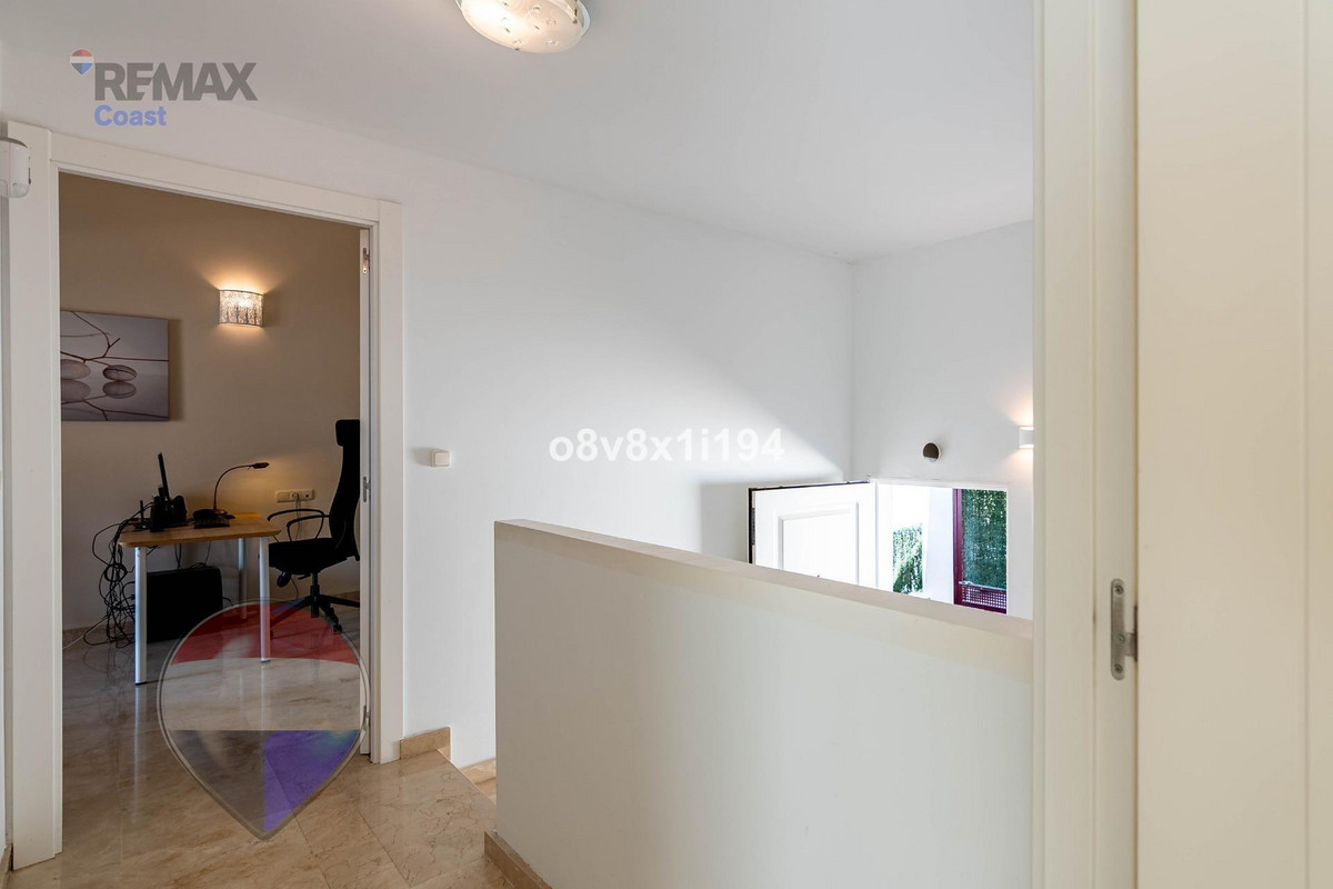 Huis te koop in Casares | 4 slaapkamers H5407441