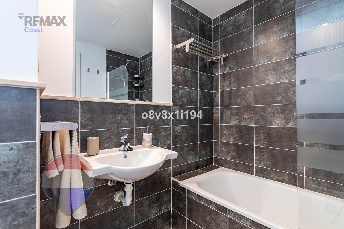 Huis te koop in Casares | 4 slaapkamers H5407441