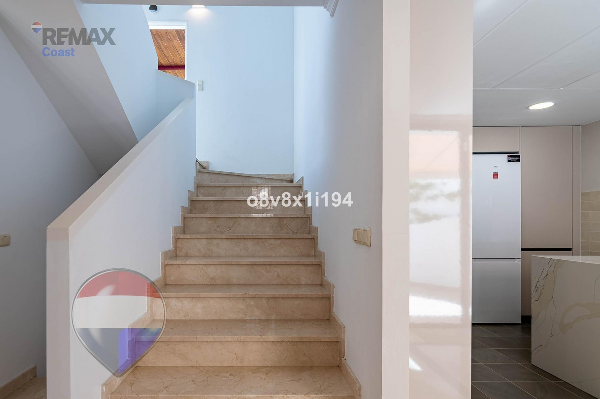 Huis te koop in Casares | 4 slaapkamers H5407441