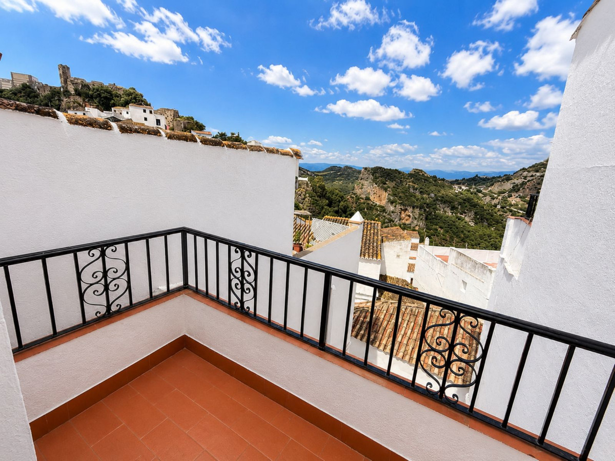 Huis te koop in Casares | 3 slaapkamers H5408017