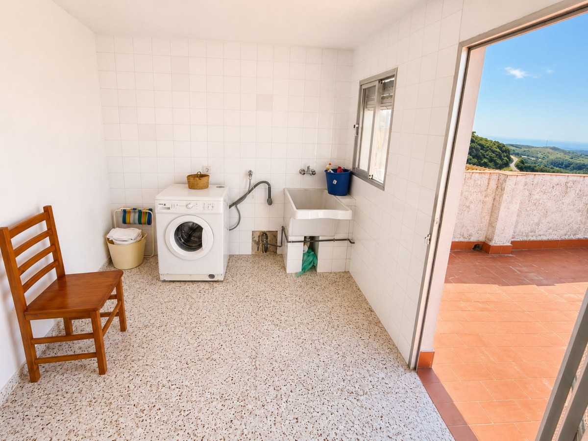 Huis te koop in Casares | 3 slaapkamers H5408017