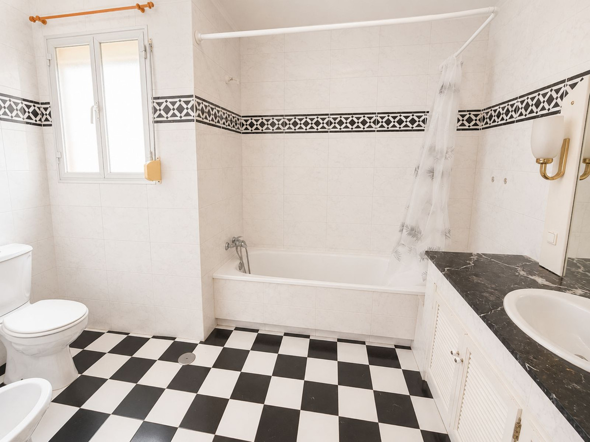 Huis te koop in Casares | 3 slaapkamers H5419831