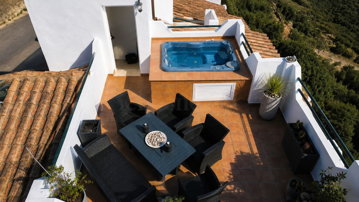 Huis te koop in Casares | 3 slaapkamers H5419900
