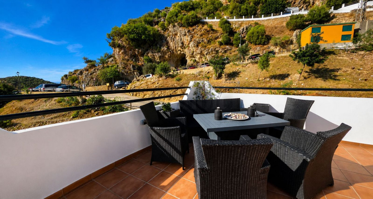 Huis te koop in Casares | 3 slaapkamers H5419900