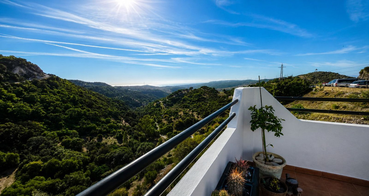 Huis te koop in Casares | 3 slaapkamers H5419900