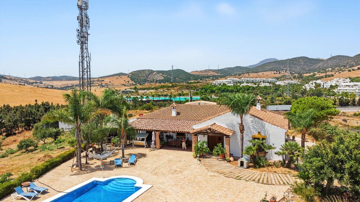 Finca - Cortijo te koop in Casares | 3 slaapkamers H5468413