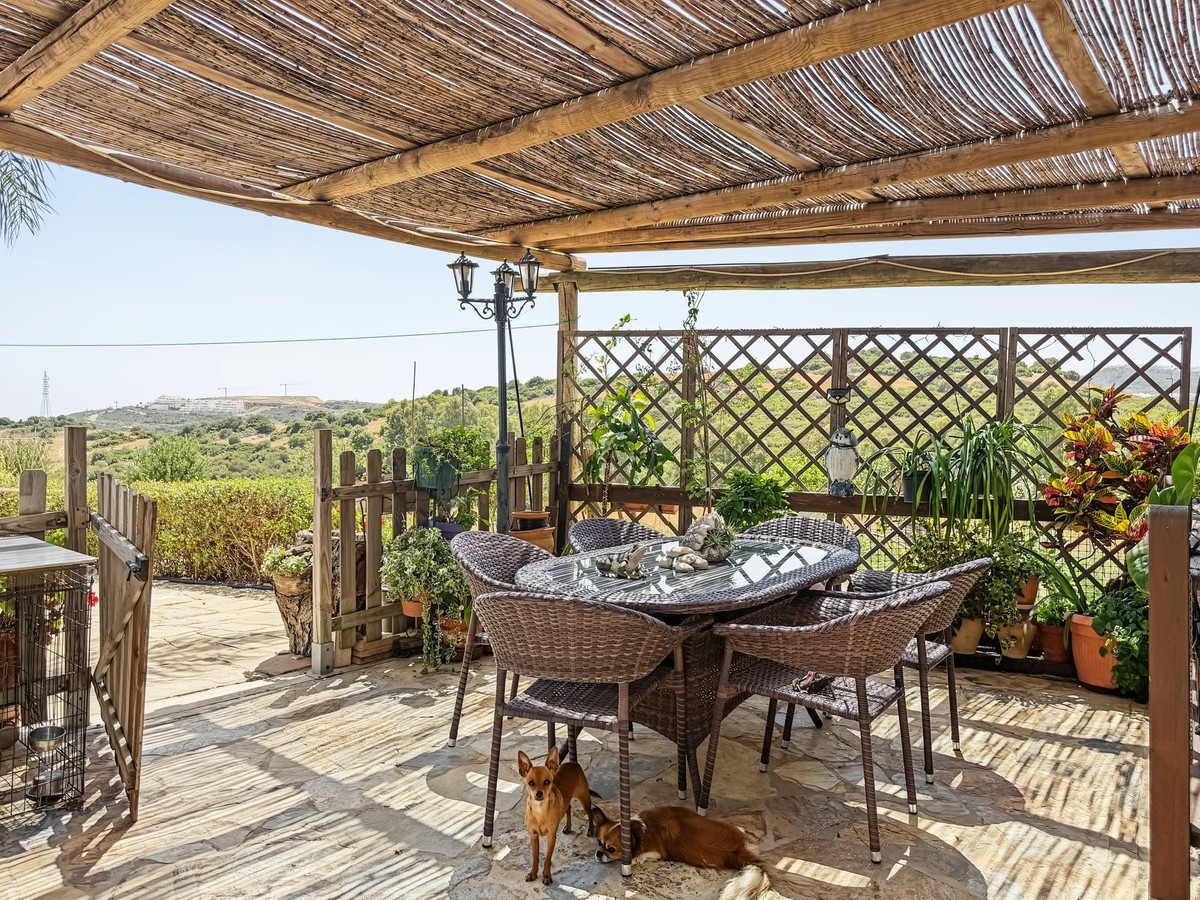 Finca - Cortijo te koop in Casares | 3 slaapkamers H5468413