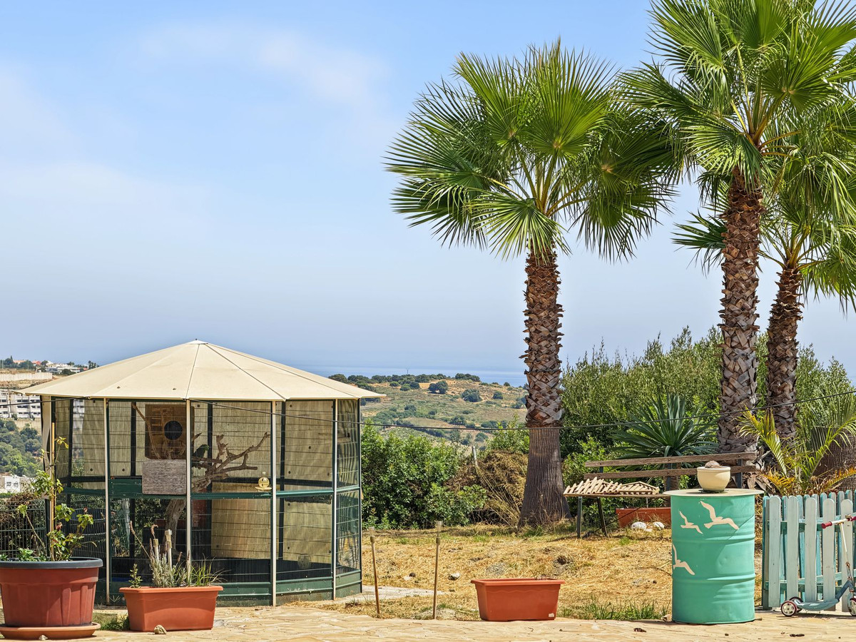 Finca - Cortijo te koop in Casares | 3 slaapkamers H5468413