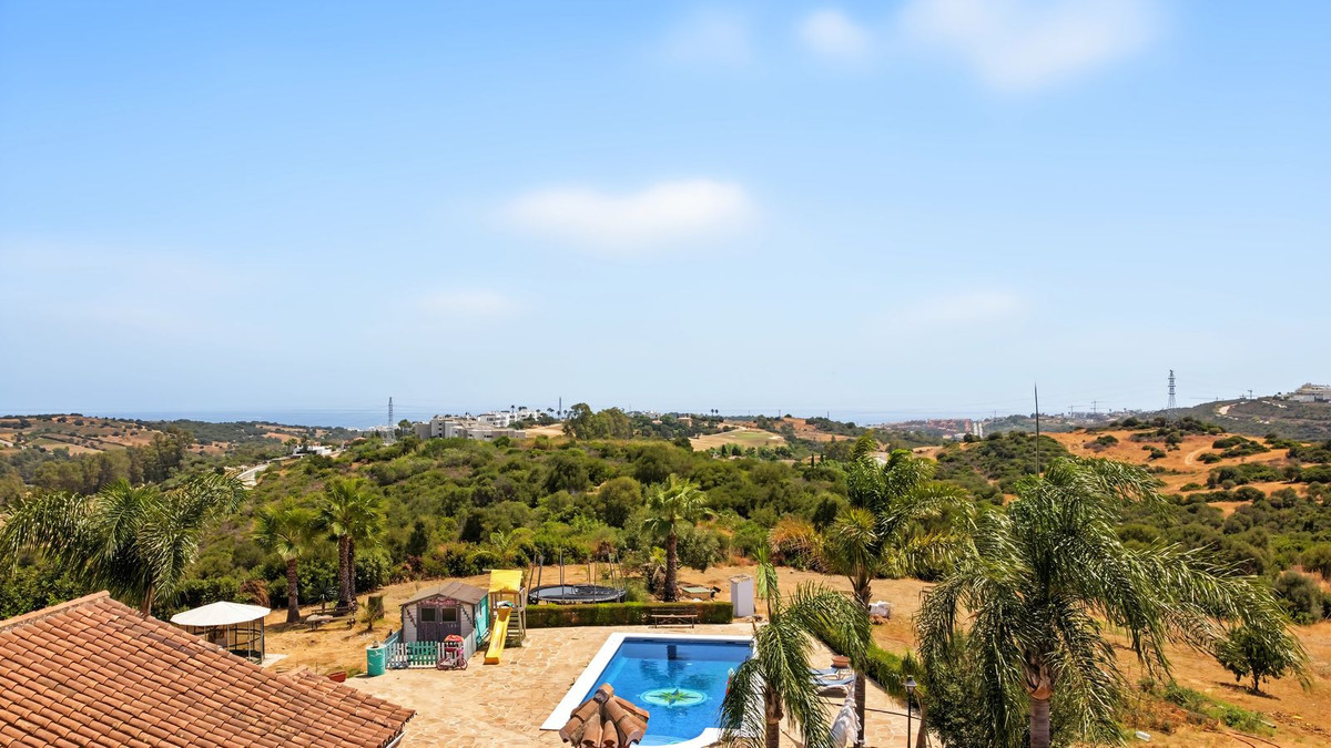 Finca - Cortijo te koop in Casares | 3 slaapkamers H5468413