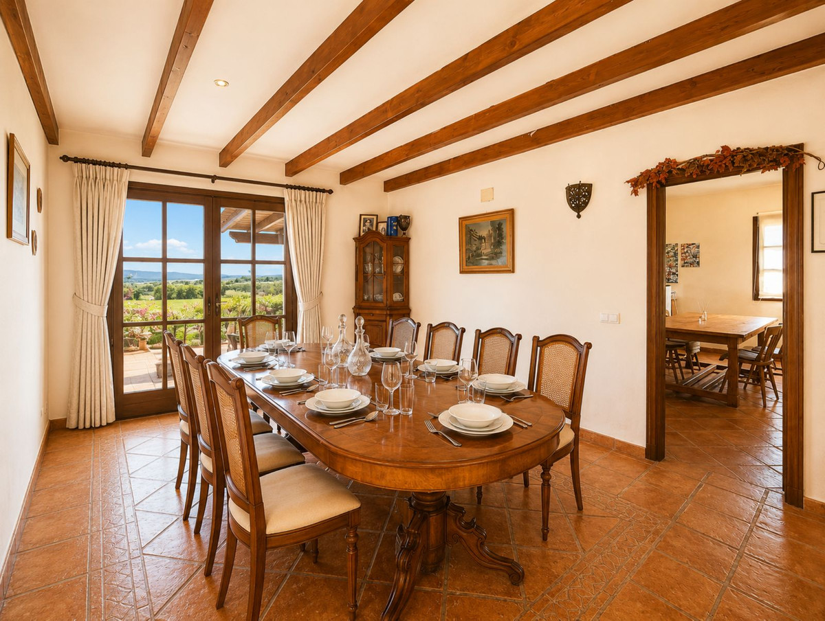 Finca - Cortijo te koop in Casares | 4 slaapkamers H5476918