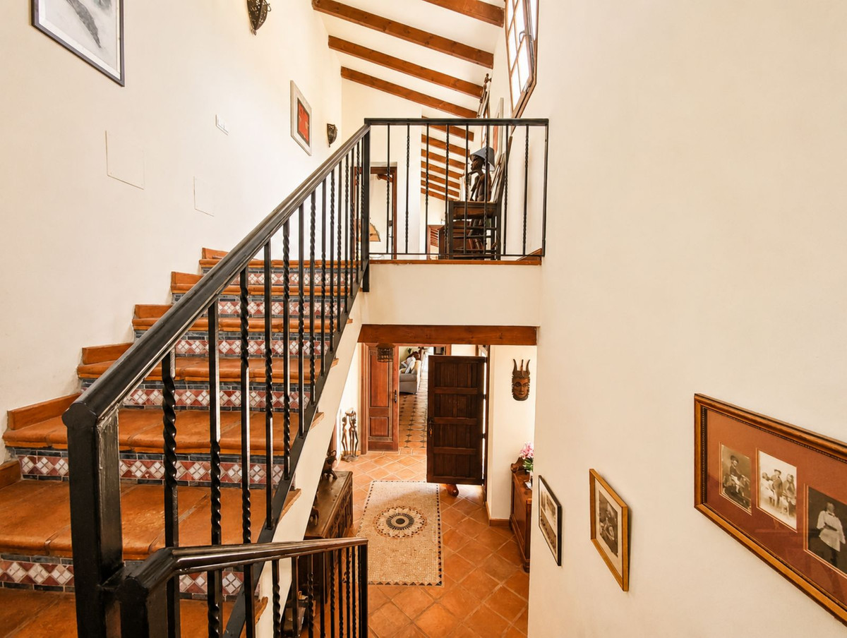 Finca - Cortijo te koop in Casares | 4 slaapkamers H5476918