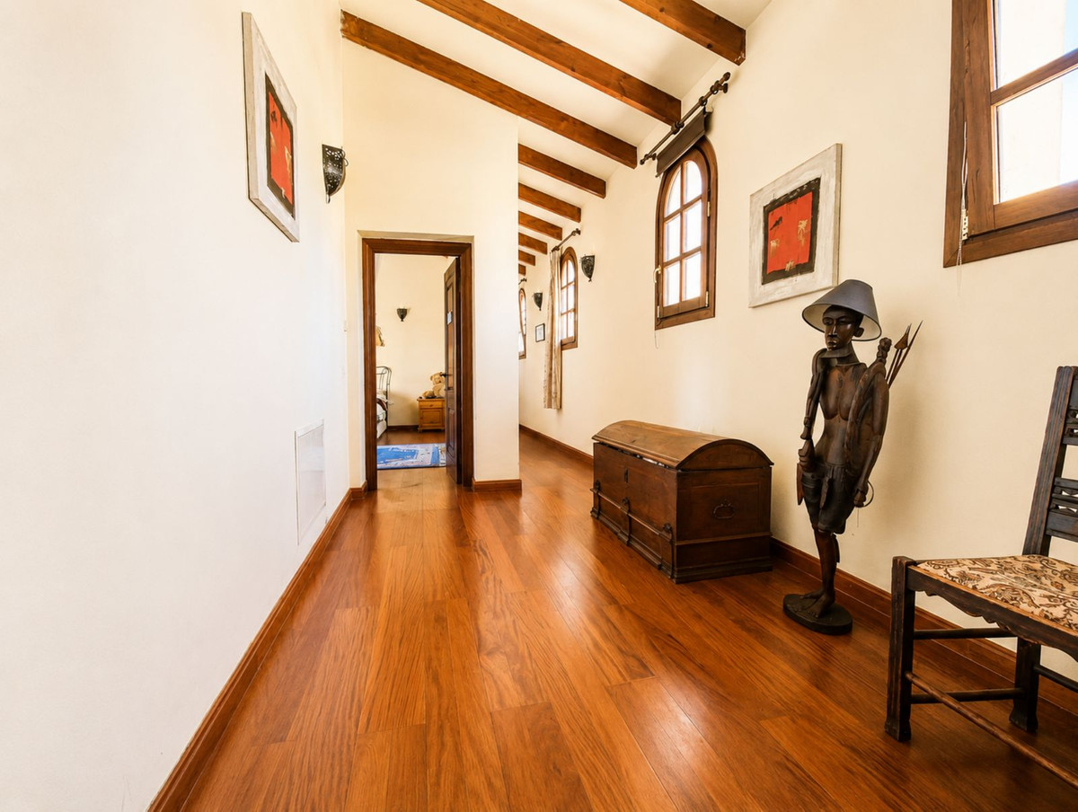 Finca - Cortijo te koop in Casares | 4 slaapkamers H5476918