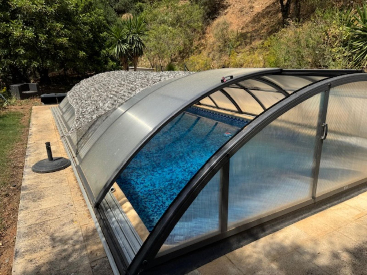 Finca - Cortijo te koop in Casares | 4 slaapkamers H5505883