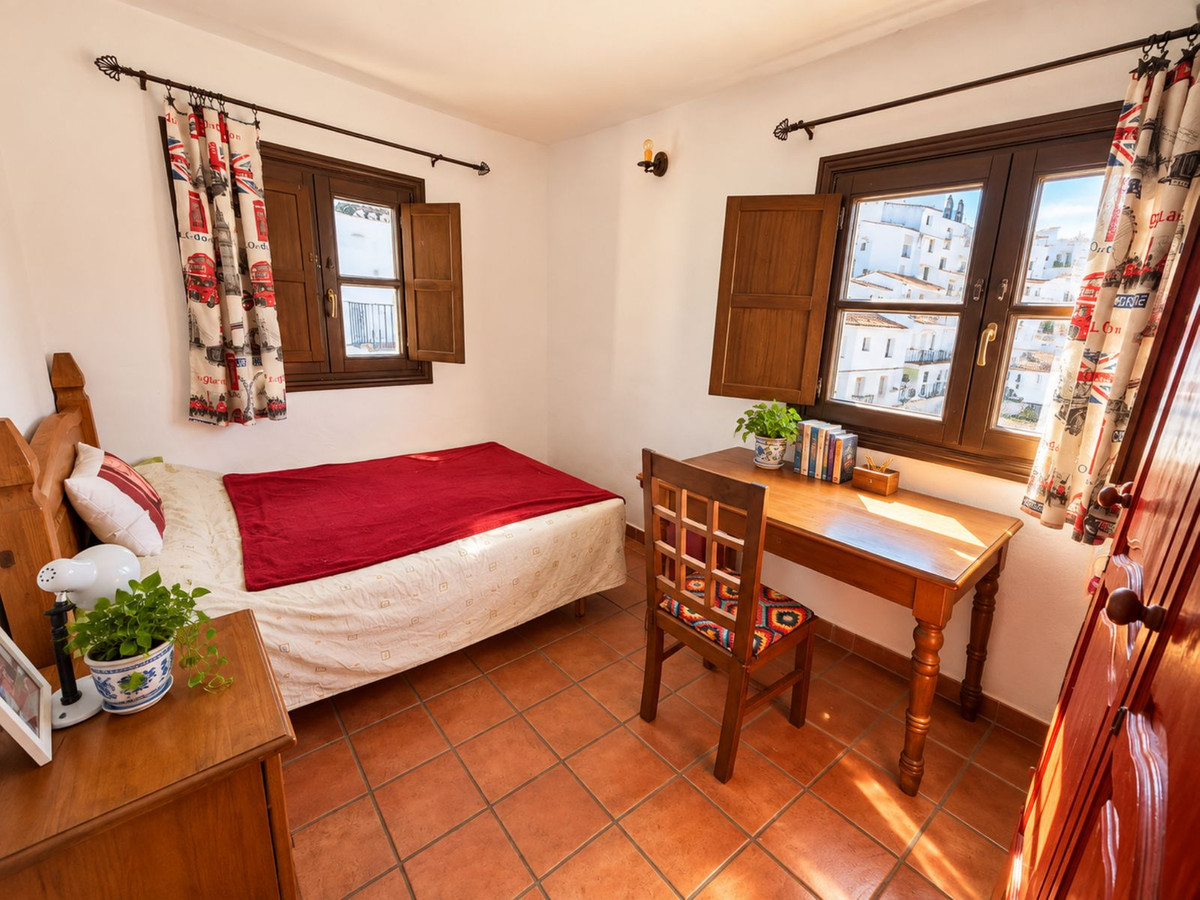 Property main view 30