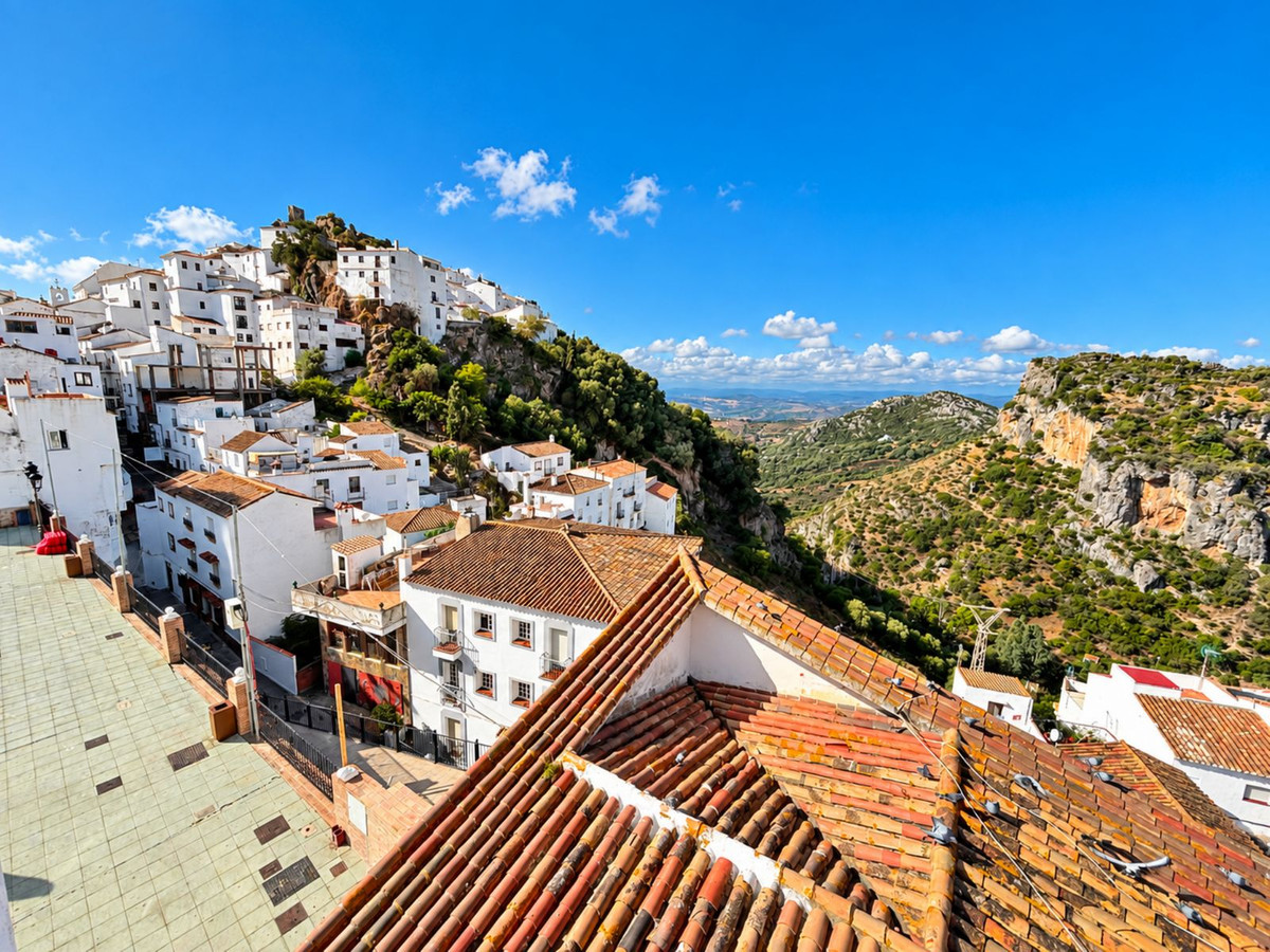 Property main view 36
