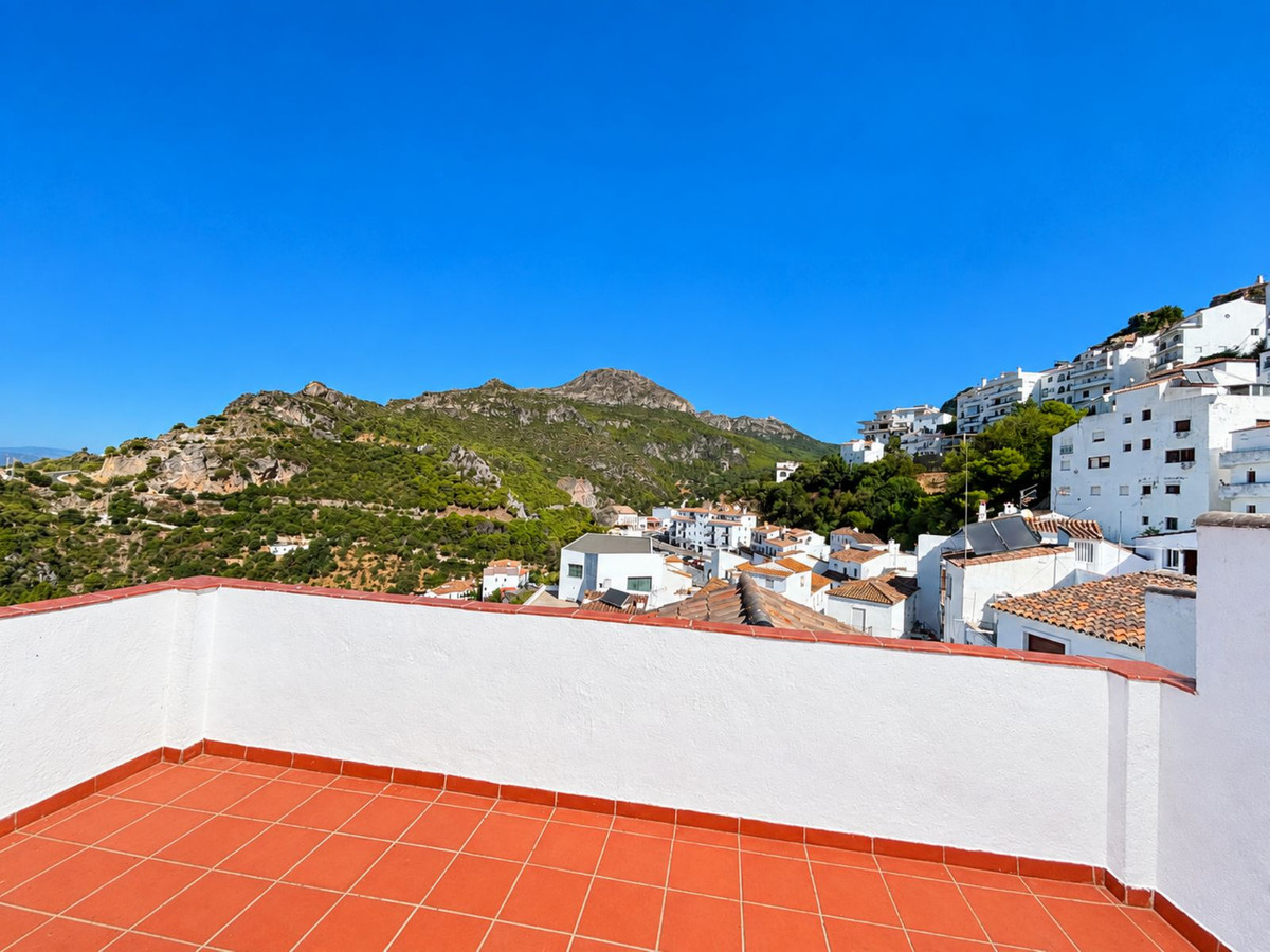 Property main view 40