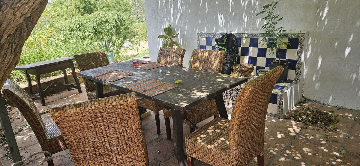Finca - Cortijo te koop in Casares | 8 slaapkamers H5528716
