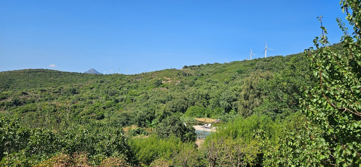 Finca - Cortijo te koop in Casares | 8 slaapkamers H5528716
