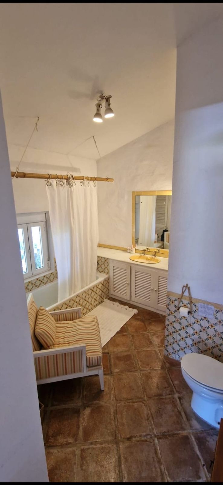 Finca - Cortijo te koop in Casares | 8 slaapkamers H5528716