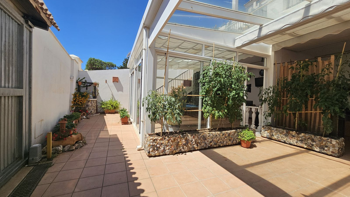 Geschakelde Woning in Casares Playa-24