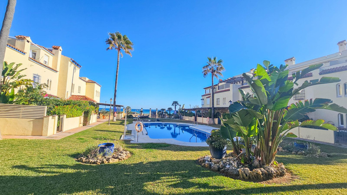 Semi-Vrijstaande Villa in Casares Playa-4