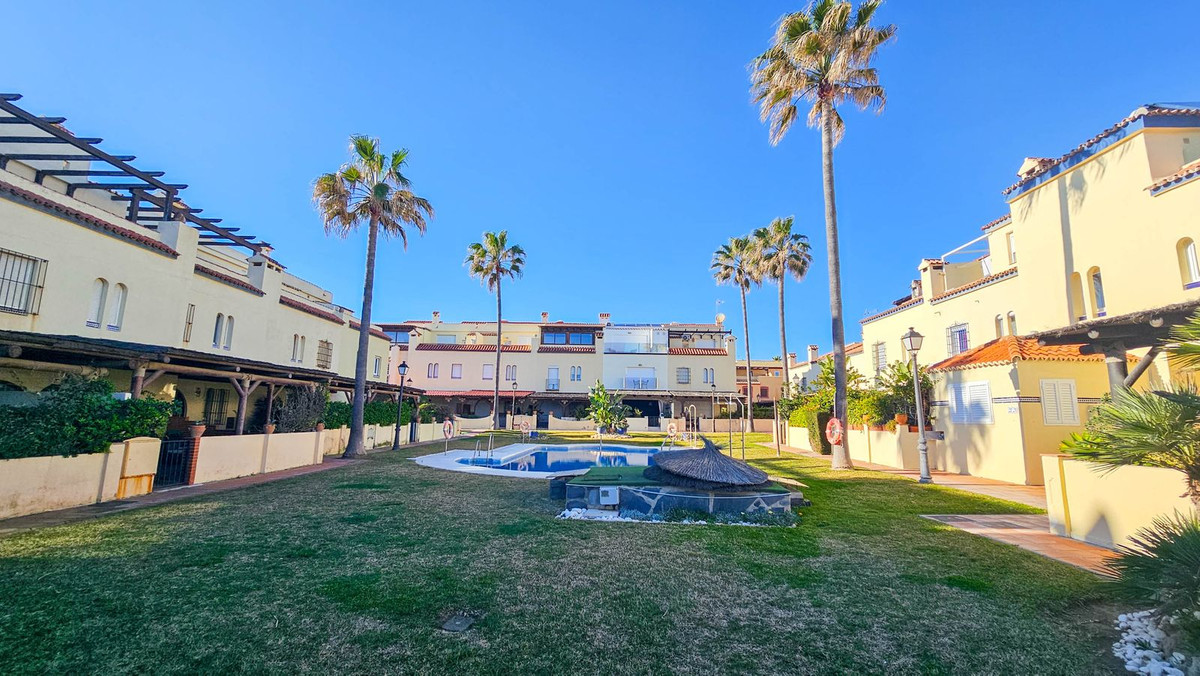 Semi-Vrijstaande Villa in Casares Playa-52