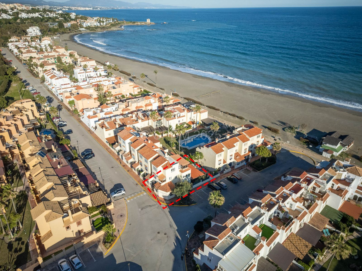 Semi-Vrijstaande Villa in Casares Playa-68