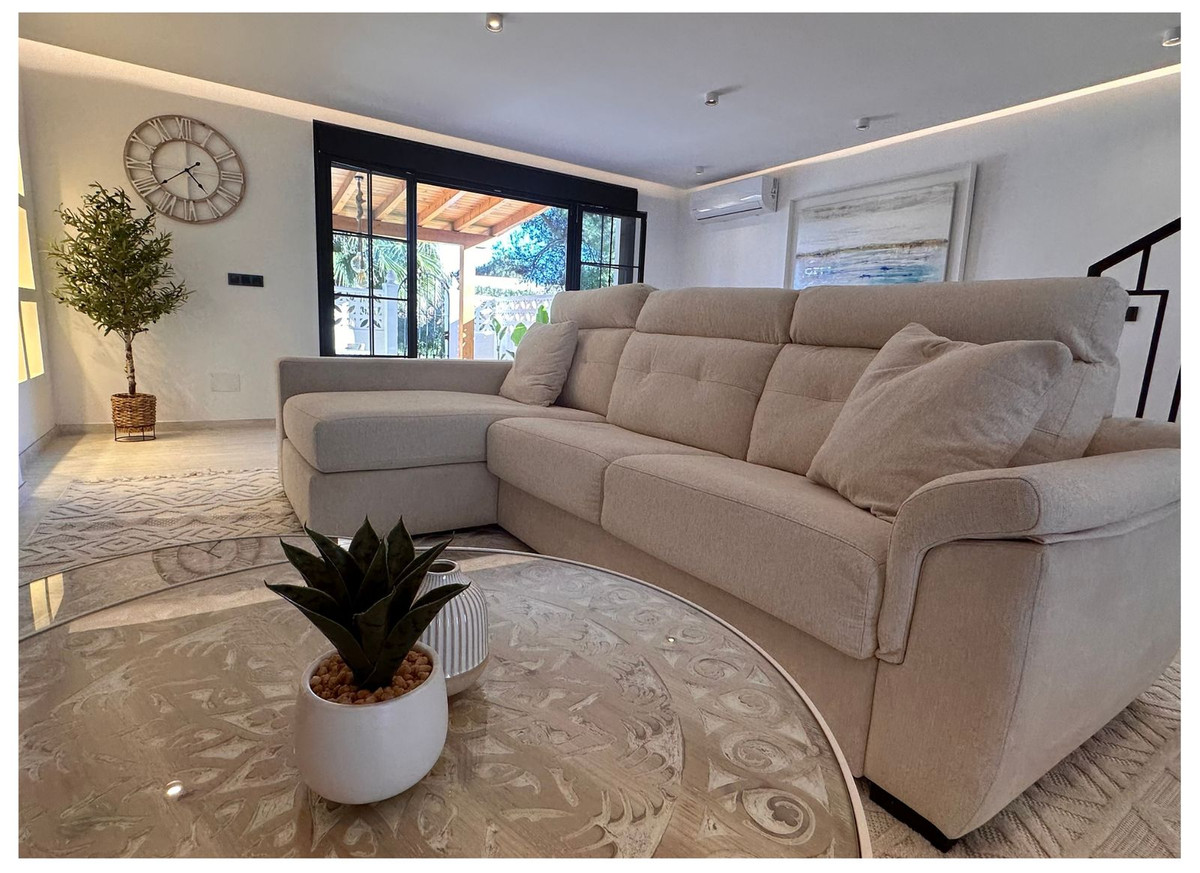 Vrijstaande Villa in Casares Playa-34