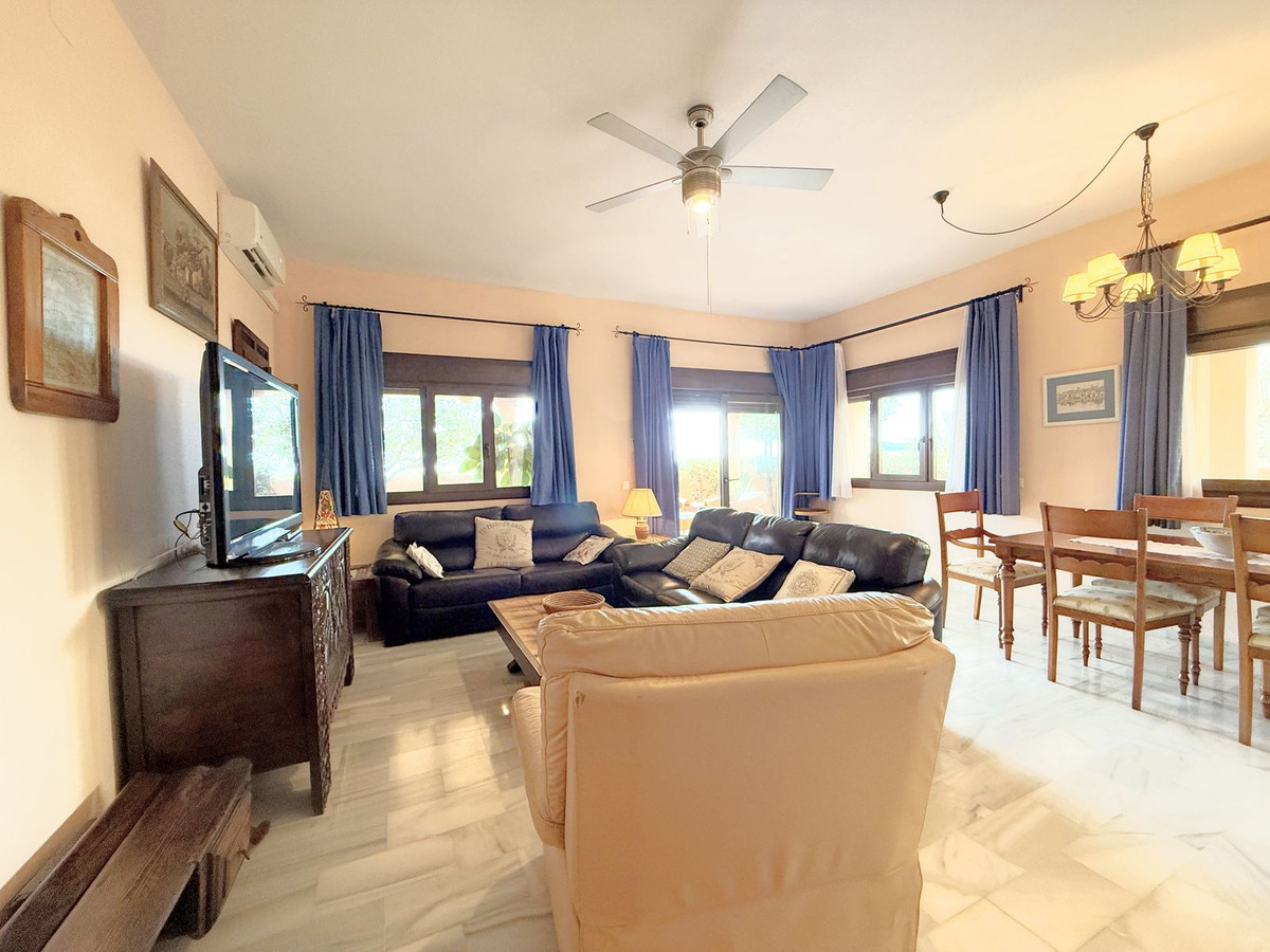 Geschakelde Woning in Casares Playa-18