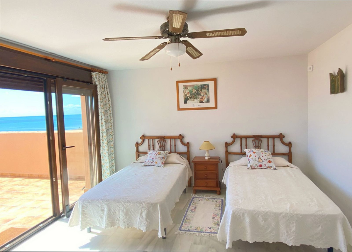 Geschakelde Woning in Casares Playa-26