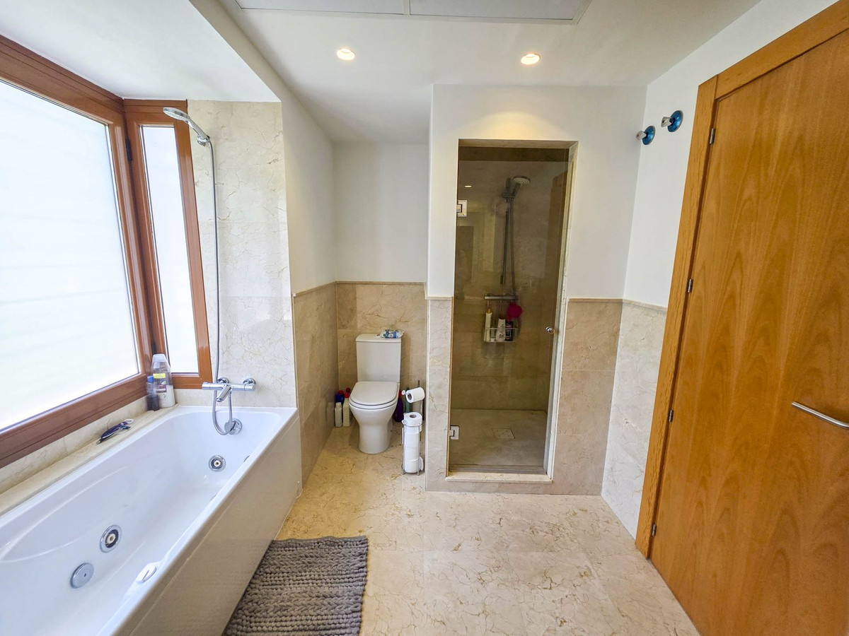 Semi-Vrijstaande Villa in Casares Playa-32