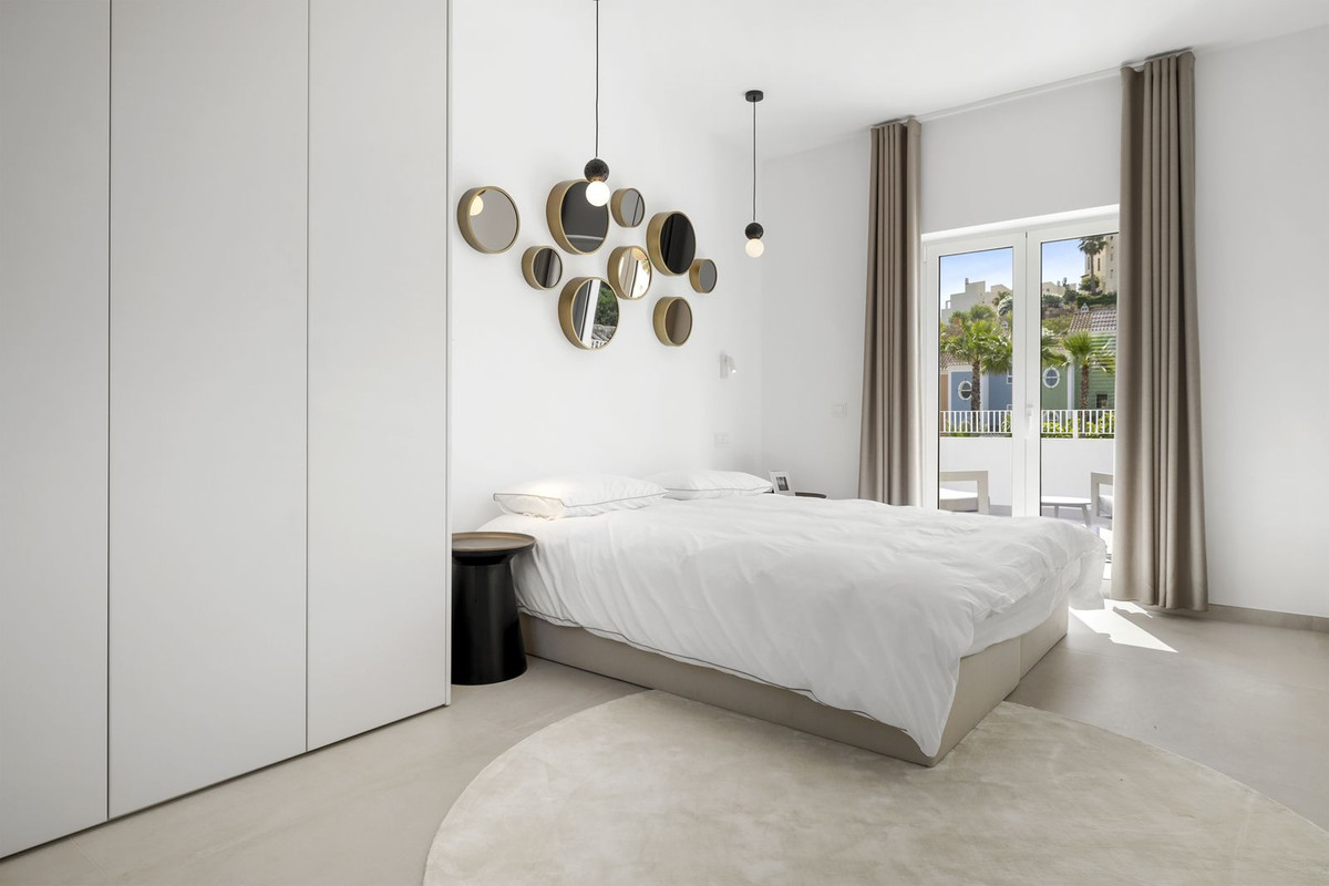 Huis te koop in Casares Playa | 4 slaapkamers H5073205