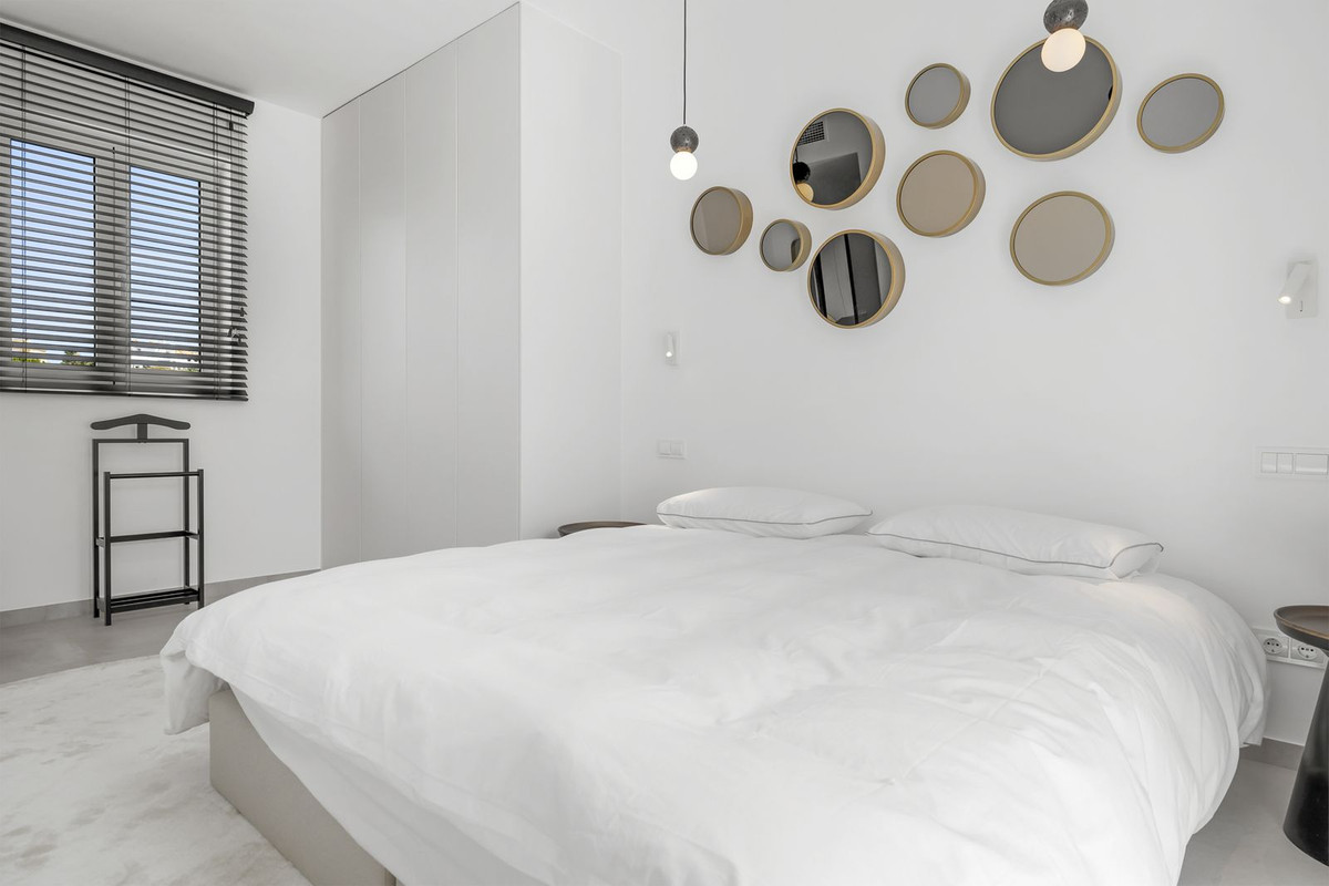 Huis te koop in Casares Playa | 4 slaapkamers H5073205