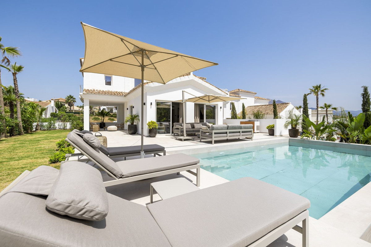 Huis te koop in Casares Playa | 4 slaapkamers H5073205