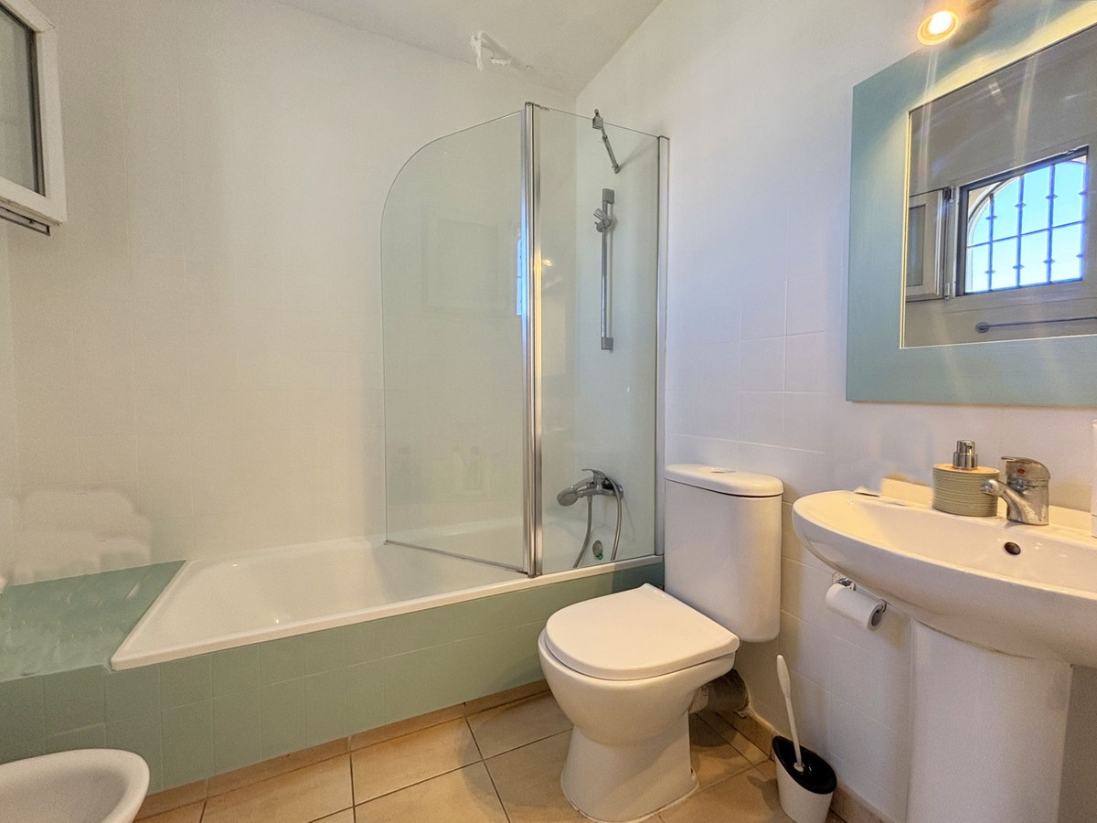 Huis te koop in Casares Playa | 3 slaapkamers H5076169