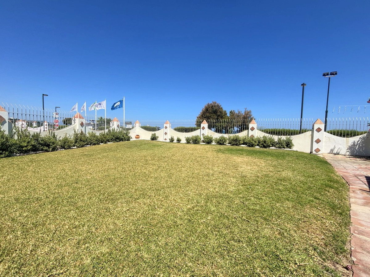 Huis te koop in Casares Playa | 3 slaapkamers H5076169